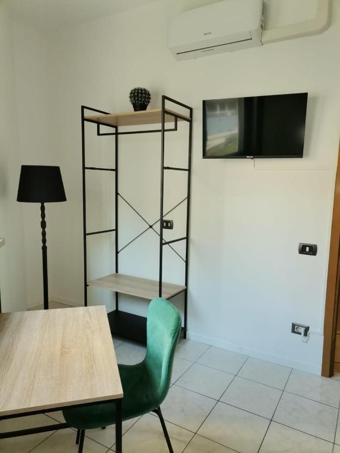 Guesthouse Tree Rooms Industrial Bergamo Exterior foto