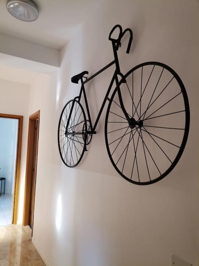 Guesthouse Tree Rooms Industrial Bergamo Exterior foto