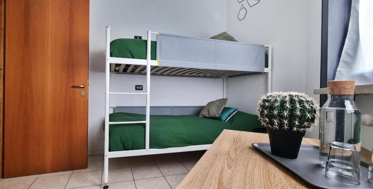 Guesthouse Tree Rooms Industrial Bergamo Exterior foto